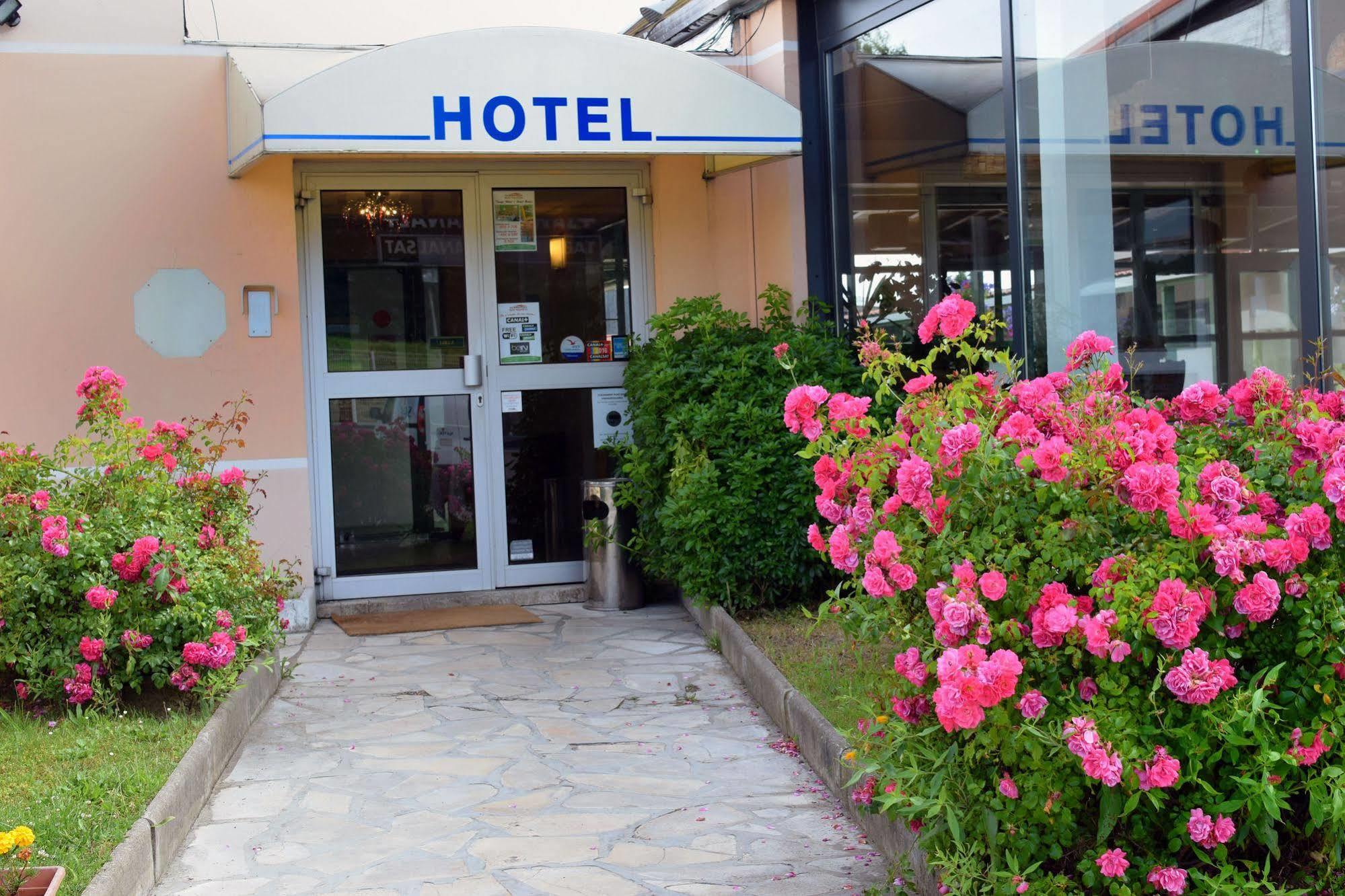 Hotel Restaurant Les Jardins D'Epone Экстерьер фото